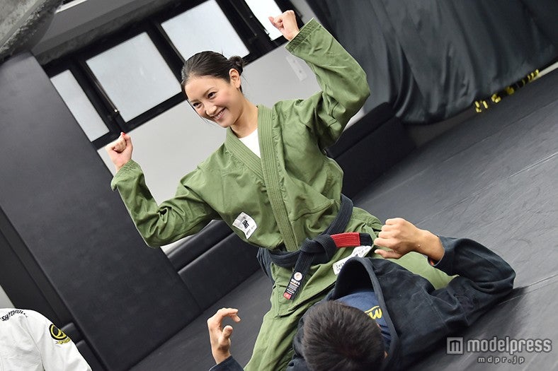 ガッツポーズが飛び出す場面も／菜々緒