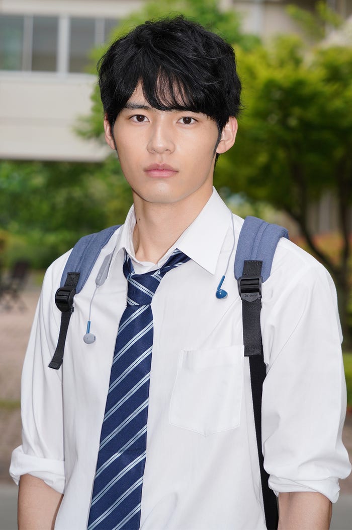 岡田健史(C)FBS福岡放送