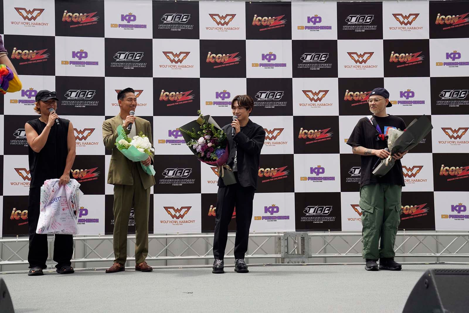 （左から）SHOKICHI、AKIRA、NAOTO、DJ DARUMA（提供写真）