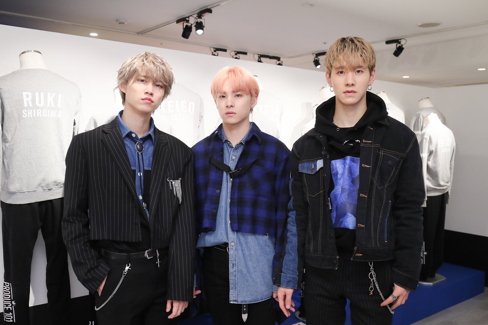 （左から）白岩瑠姫、川西拓実、佐藤景瑚 （C）LAPONE ENTERTAINMENT