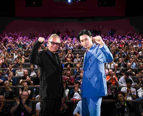 山崎賢人、海外映画祭に初参加 実写「ジョジョの奇妙な冒険」お披露目で現地ファンの反応は?