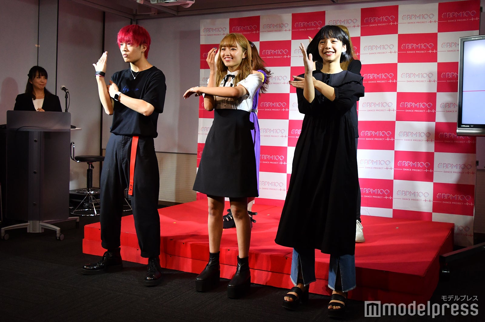 15秒のダンス動画を披露（C）モデルプレス