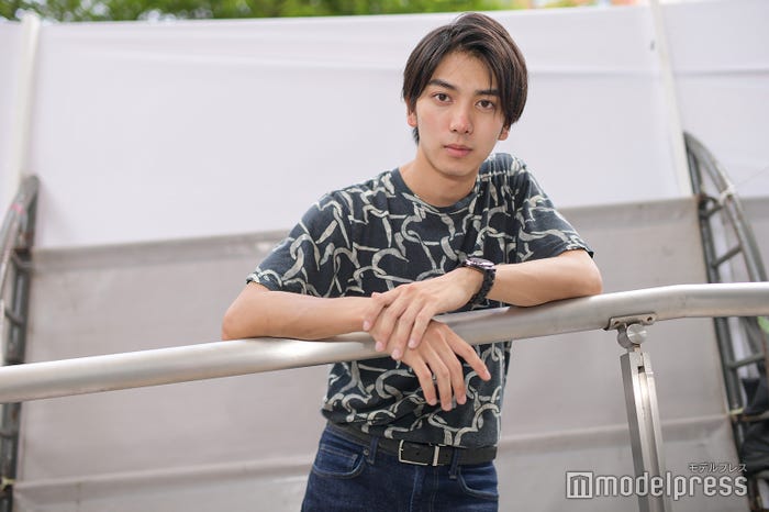 小林三起さん(C)モデルプレス