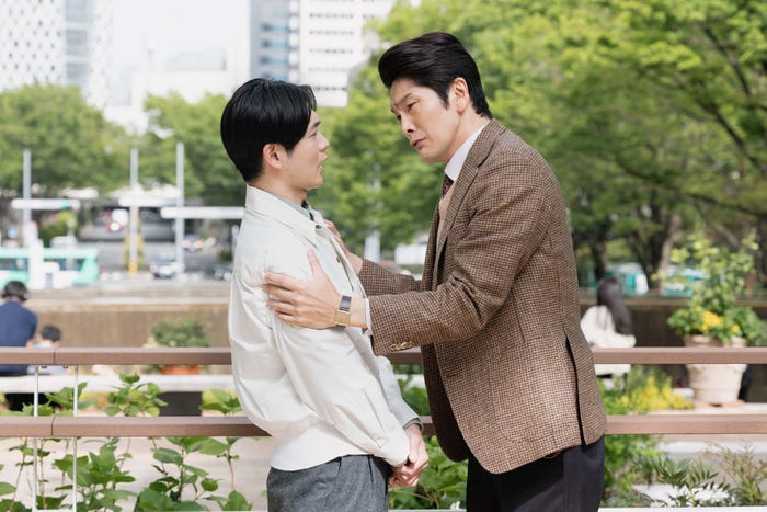 松下洸平、丸山智己「合理的にあり得ない~探偵・上水流涼子の解明~」第8話より(C)カンテレ