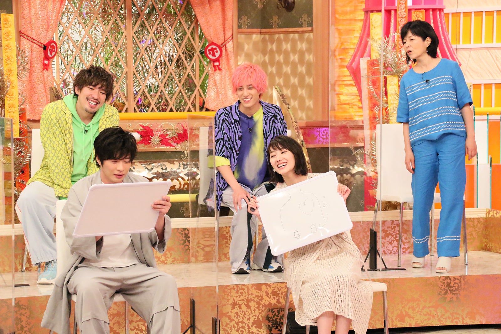 （前列左から）田中圭、波瑠（後列左から）りんたろー。、兼近大樹、磯野貴理子（C）フジテレビ