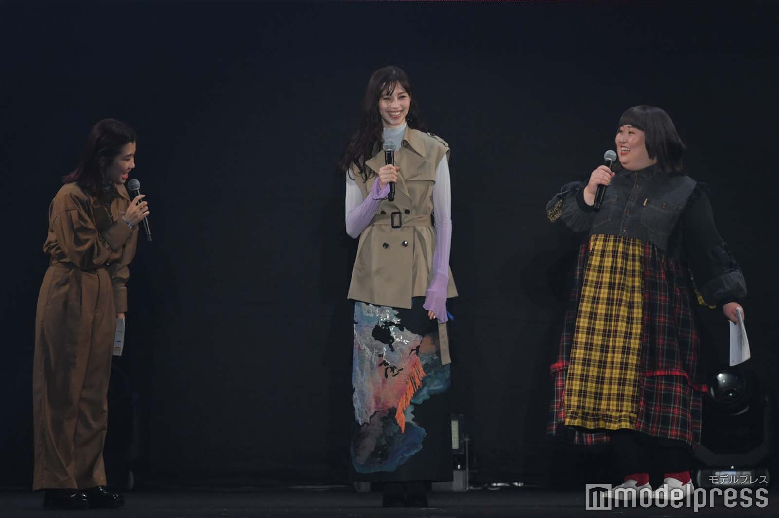 福田麻貴、中条あやみ、かなで（C）モデルプレス