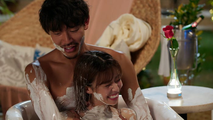 長谷川惠一、竹下理恵「バチェラー・ジャパン」シーズン5エピソード3(C)2023 Warner Bros. International Television Production Limited