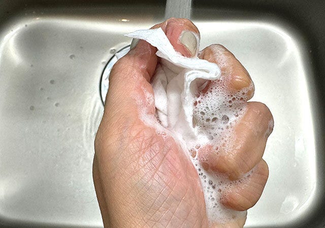 水で泡立つキッチンクロス（洗剤付、15枚）　泡立ち