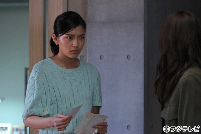 川口春奈 セーラー服 ツインテール姿披露 意外な新事実が明らかに 探偵の探偵 第3話 モデルプレス