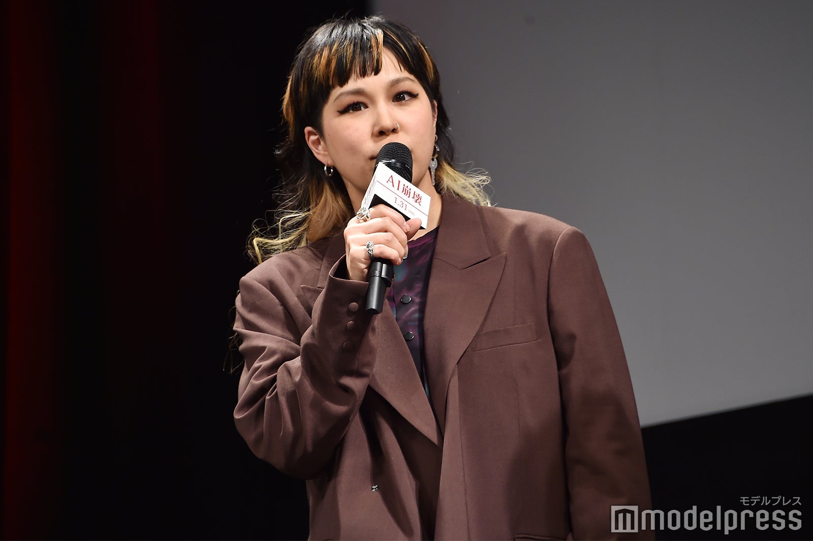 AI（C）モデルプレス