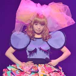 「HARAJUKU KAWAii!!!!WINTER 2011」でライブを行ったきゃりーぱみゅぱみゅ