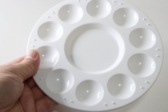 ダイソー 絵の具用パレット ダイソーの絵の具用パレット