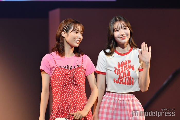 秋田汐梨、雑賀サクラ(C)モデルプレス