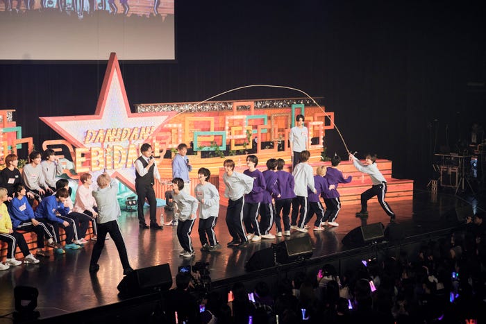 「DAN! DAN! EBiDAN! presents ダンエビ祭 〜新年会2026〜」(C)テレビ東京