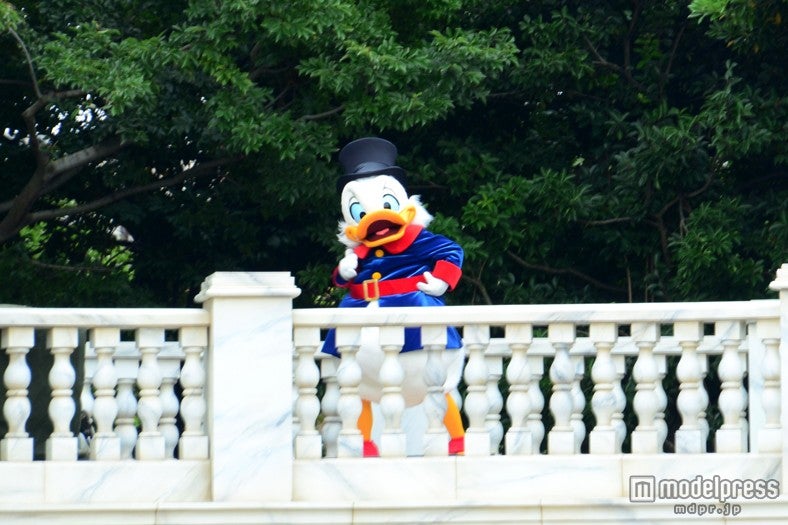 「ニューヨーク・ハロウィーン・フォリーズ」スクルージ