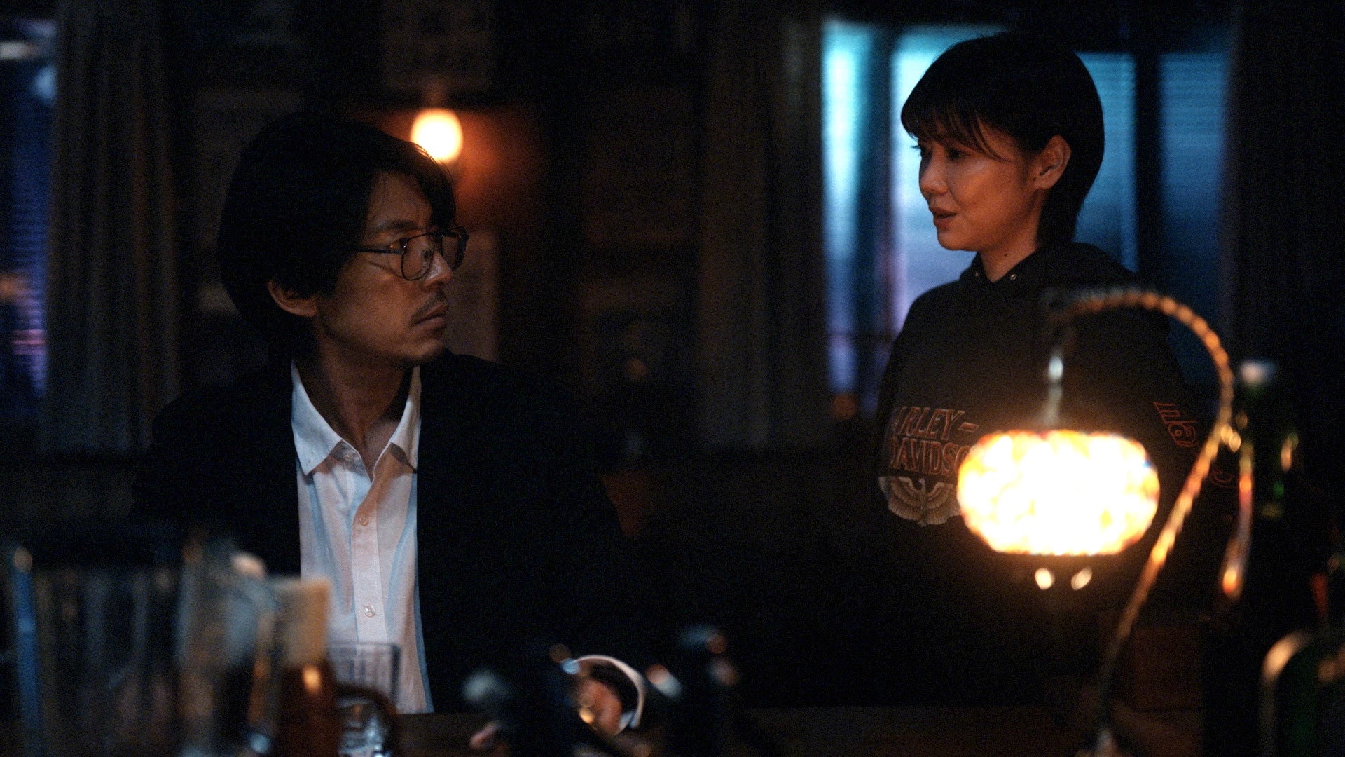 藤木直人、倉科カナ（C）AbemaTV, Inc.