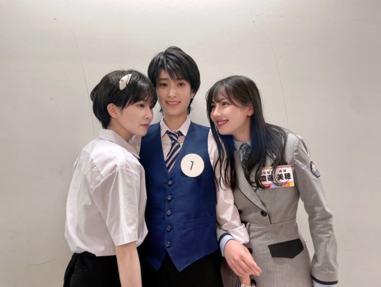 加藤史帆、佐々木久美、渡邉美穂／日向坂46公式ブログより