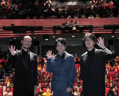 二宮和也「8番出口」韓国プレミア開催 レッドカーペットで“異変”発生【第30回釜山国際映画祭】