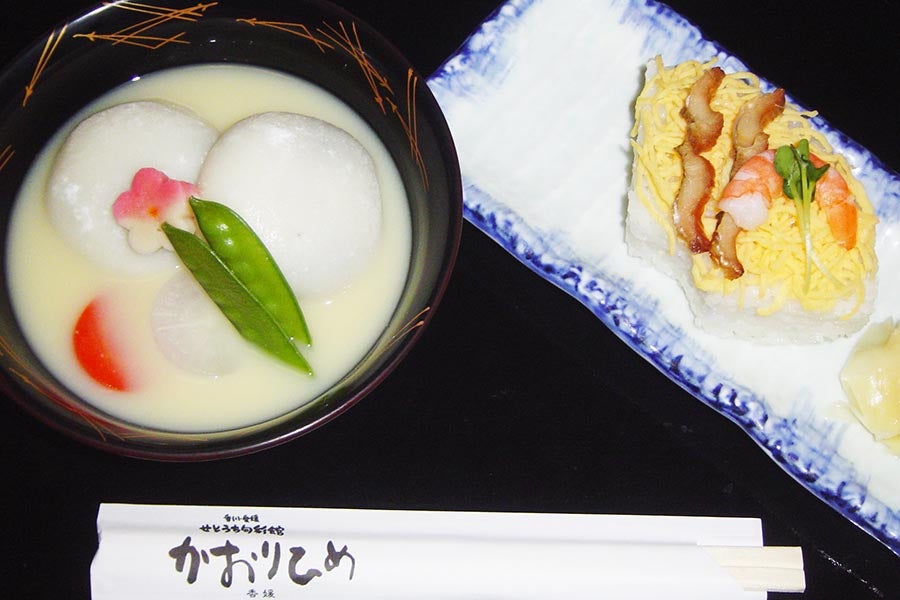 香川雑煮と押寿司のセット