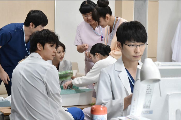 「コウノドリ」第8話より(画像提供:TBS)