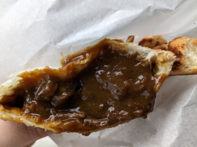 【大阪】実は“カレーパン”がアツい!ラグビーの聖地・花園で食べられるおすすめ3選