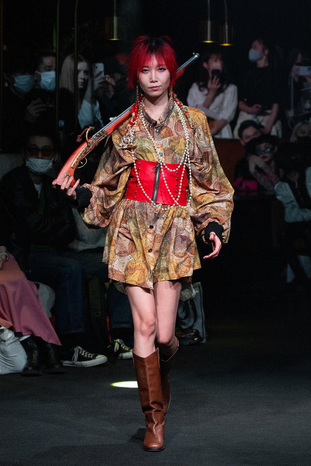 ランウェイショーの様子（提供写真）