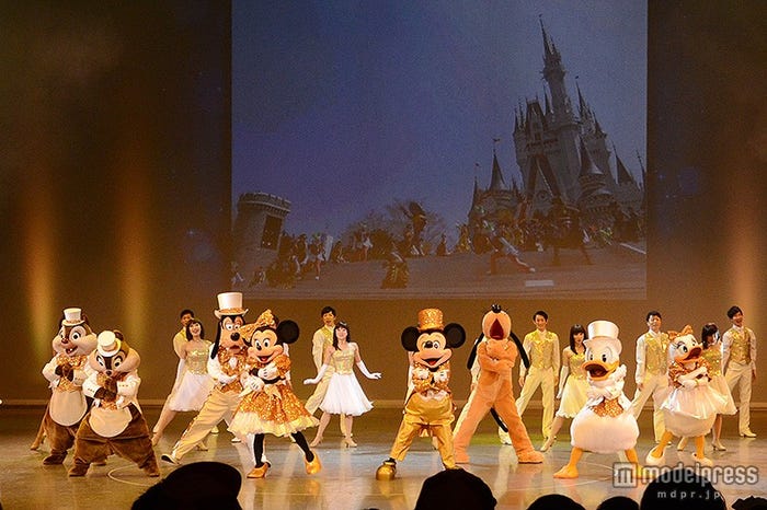 オリジナルショー披露