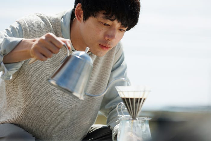 坂口健太郎/Netflixシリーズ「さよならのつづき」11月14日(木)よりNetflixにて独占配信