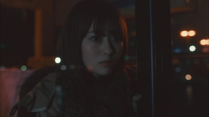 「ヒールの高さ」MVより (提供写真)