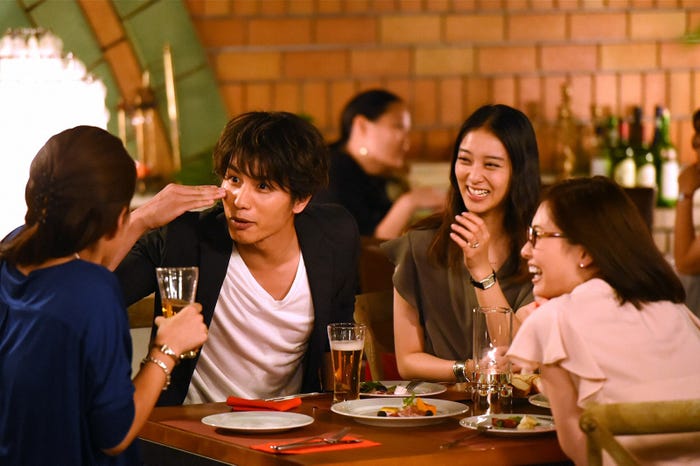 中村蒼、武井咲「せいせいするほど、愛してる」第9話・場面カット(C)TBS