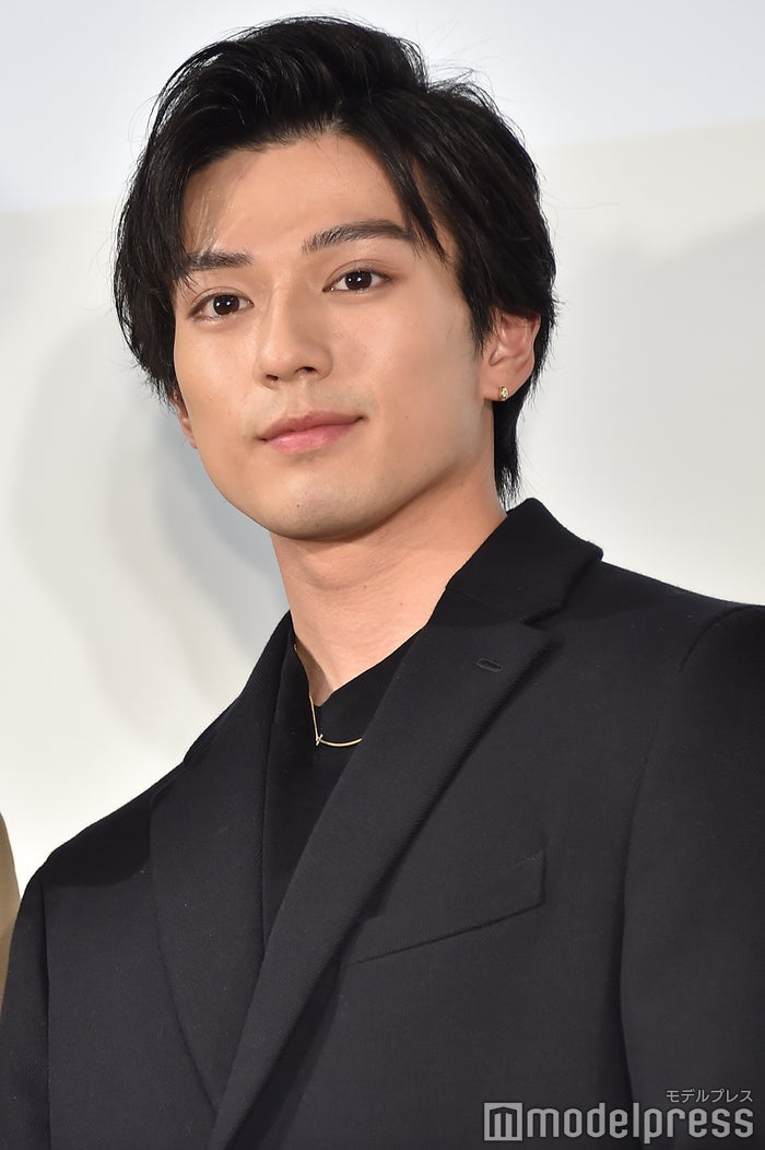 嵐 松本潤 新田真剣佑 清水翔太らとカラオケ 自分の曲を歌ってくれる 豪華交流に反響 モデルプレス 嵐 松本潤 新田真剣佑 清水翔太らとカラオケ 自分の曲を歌ってくれる 豪華交流に反響 モデルプレス