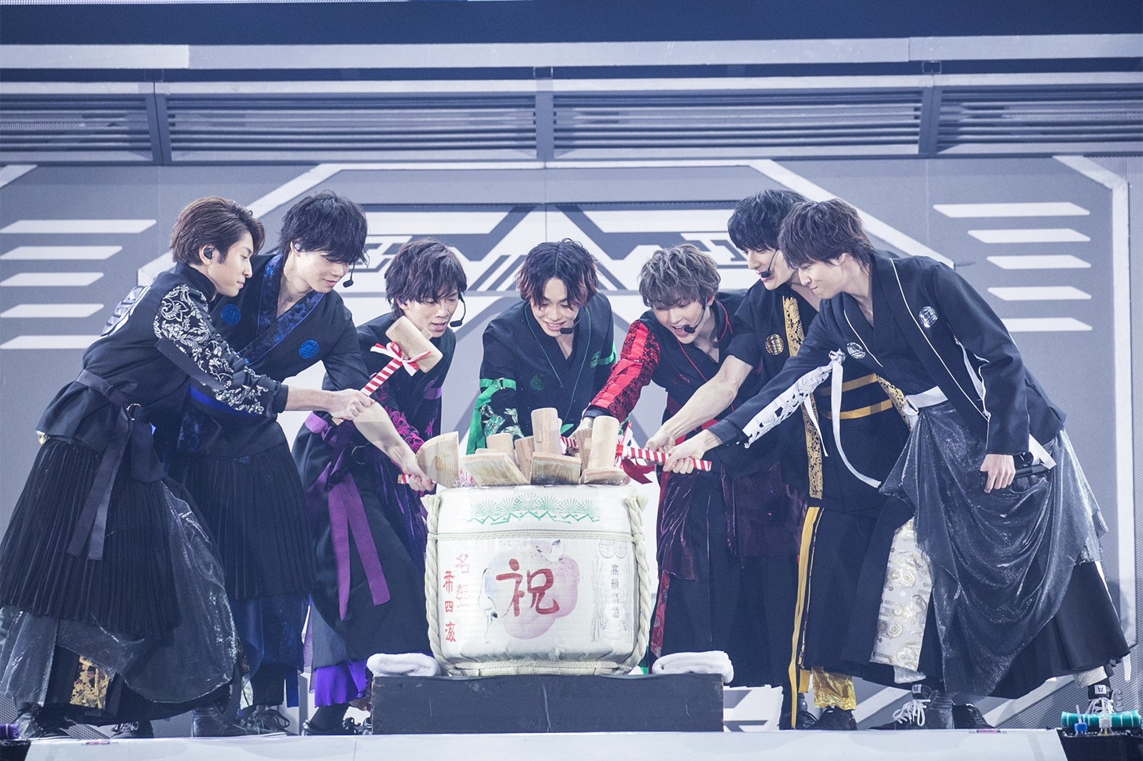 超特急（写真提供：SDR）