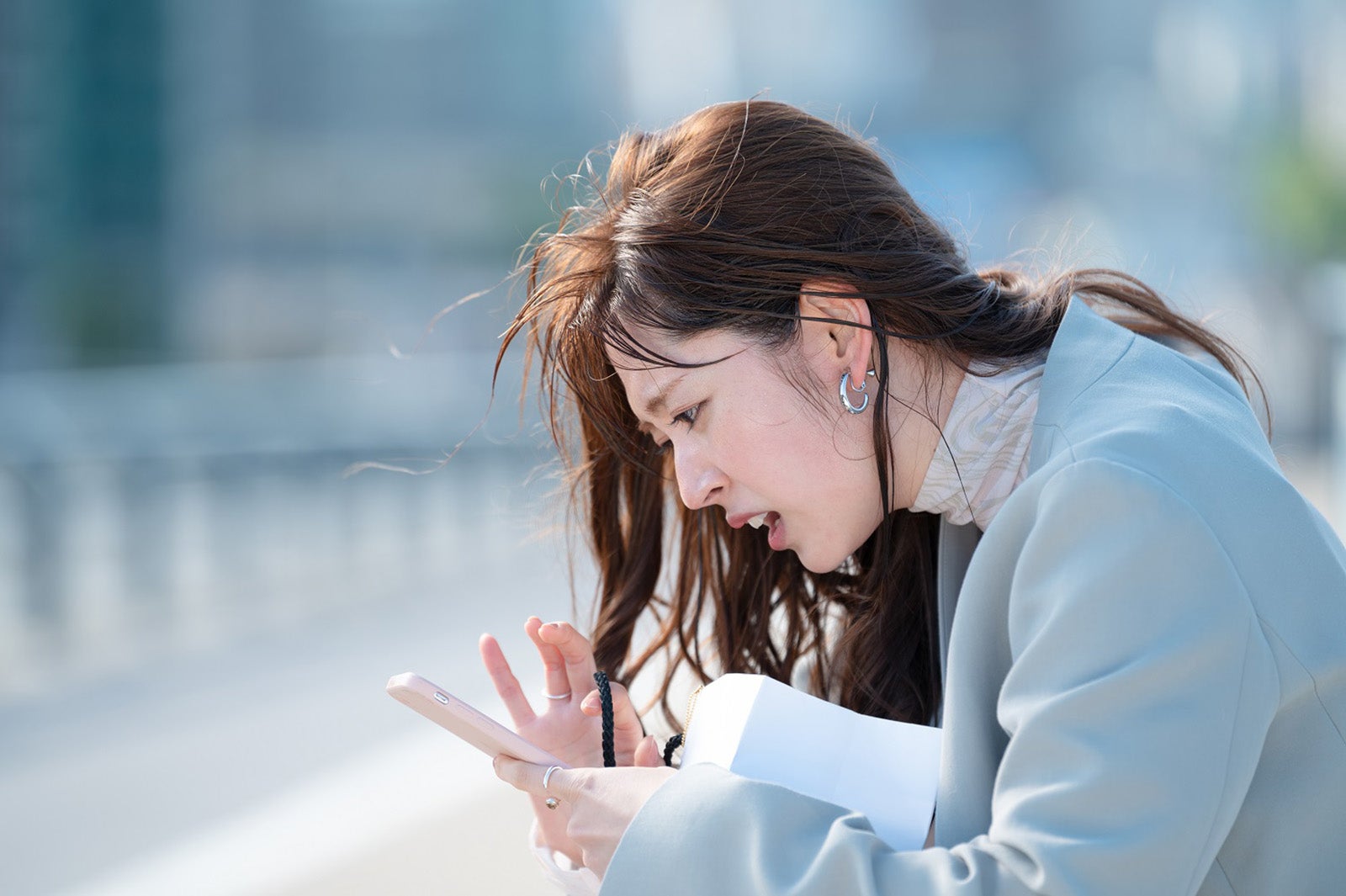 鈴木愛理／「ANIMALS-アニマルズ-」第2話より（C）AbemaTV, Inc.