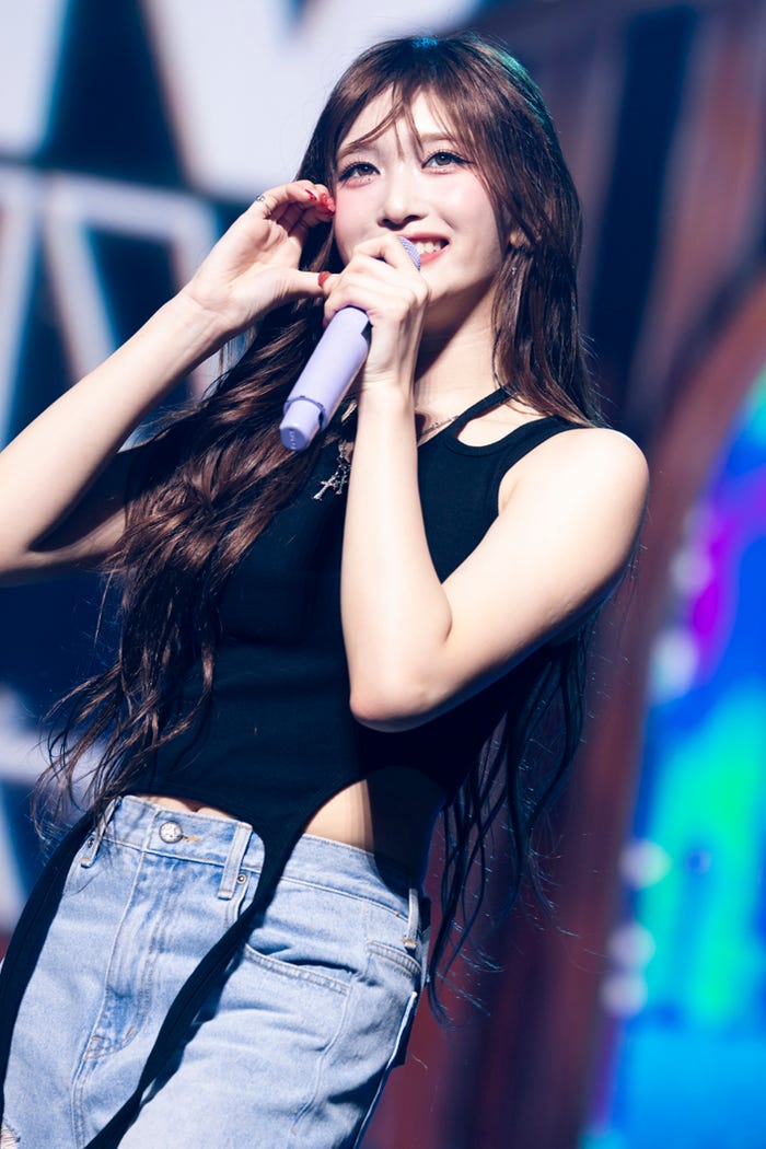 イソ/撮影:田中聖太郎写真事務所