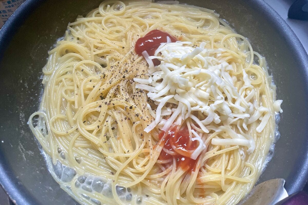 Wチーズトマたまパスタ