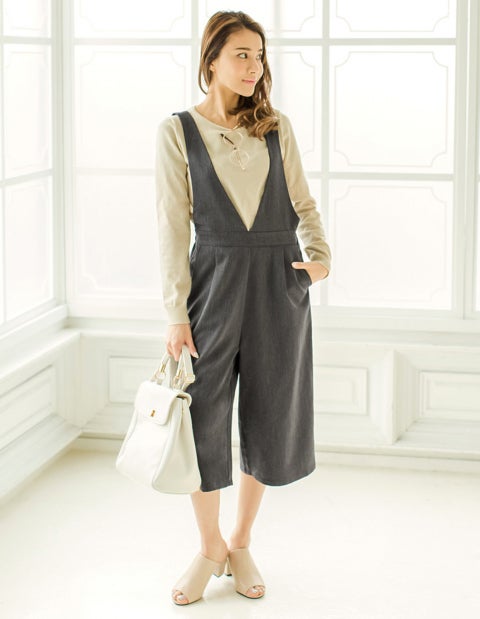 深めVオールインワン3,198円(税込)／画像提供：Re:EDIT by GALSTAR