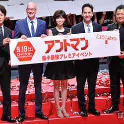 （左から）溝端淳平、ペイトン・リード監督、内田有紀、ポール・ラッド、小杉竜一