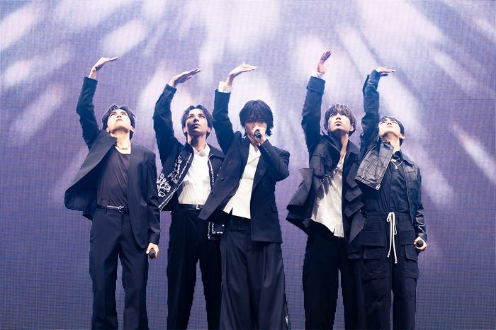 STARGLOW/撮影:田中聖太郎写真事務所