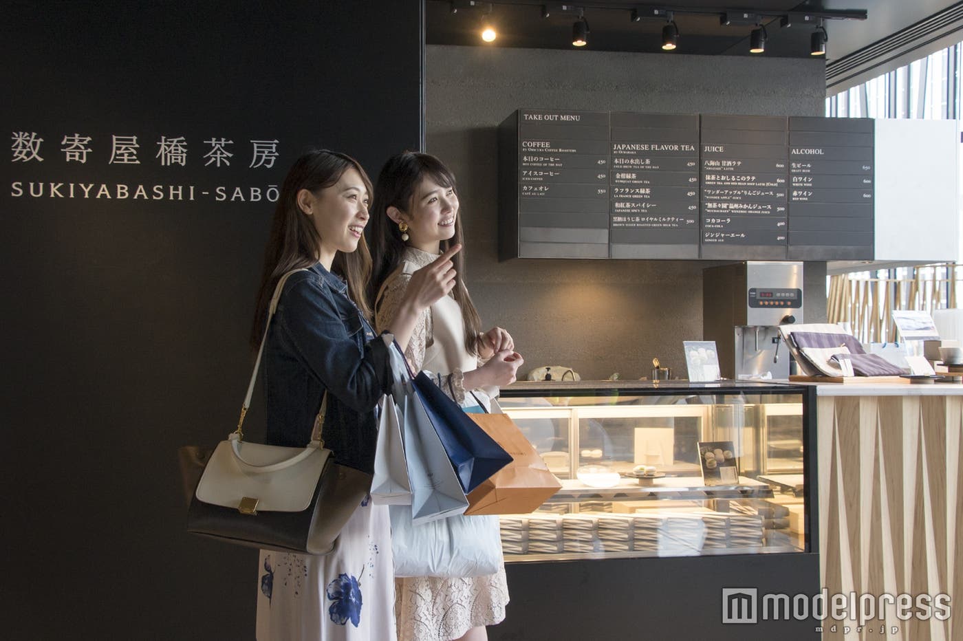 KIRIKO LOUNGE併設のカフェ「数寄屋橋茶房」(C)モデルプレス