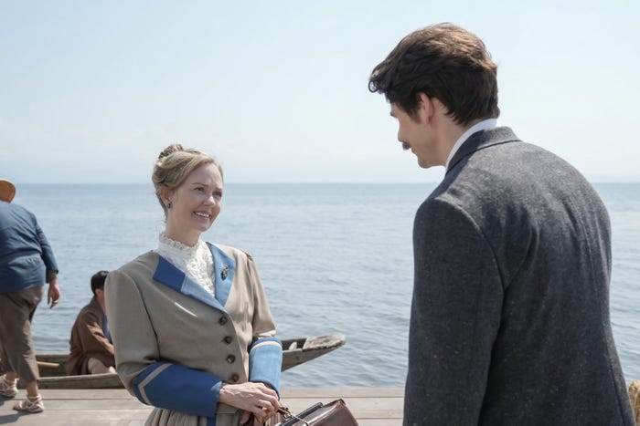 シャーロット・ケイト・フォックス、トミー・バストウ「ばけばけ」第62話(C)NHK