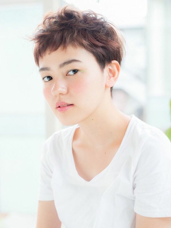 ベリーショートにおすすめのパーマカタログ おしゃれなヘアスタイルに挑戦しよう モデルプレス ベリーショートにおすすめのパーマカタログ おしゃれなヘアスタイルに挑戦しよう モデルプレス