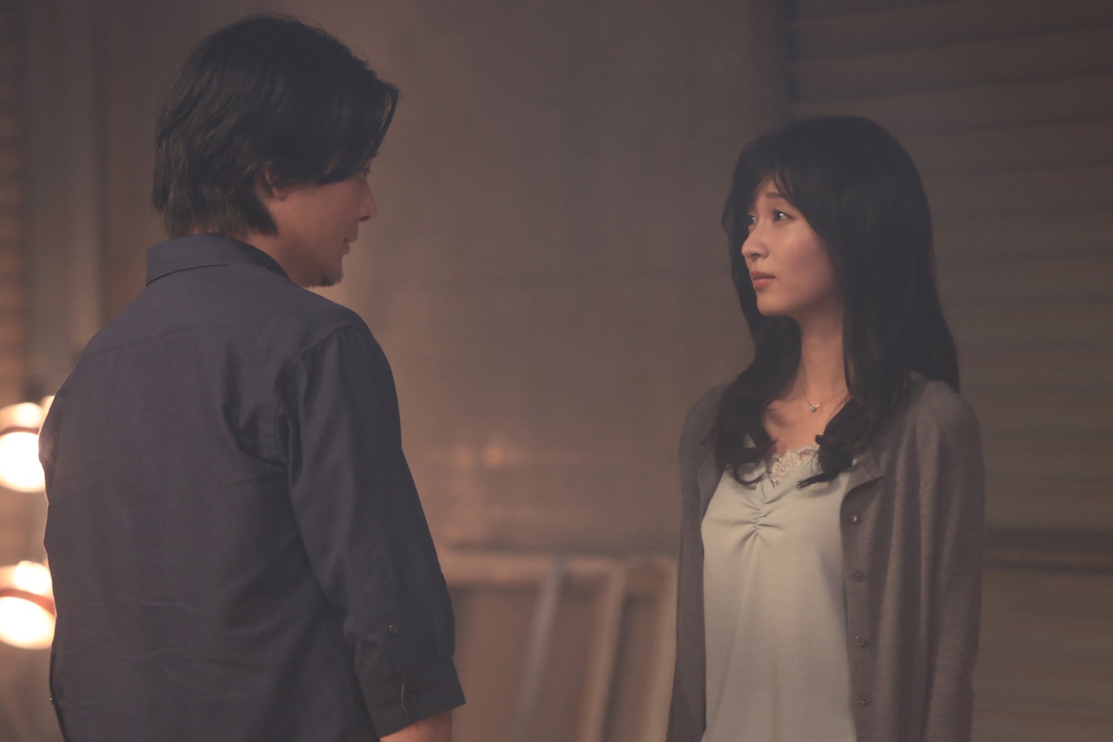 玉山鉄二、岡崎紗絵「告白－25年目の秘密－」最終話（C）日本テレビ