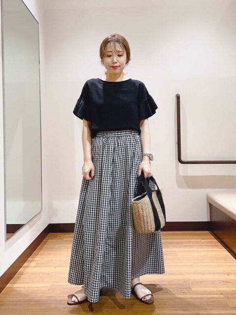 黒ブラウス コーデ 黒ブラウスコーデ5