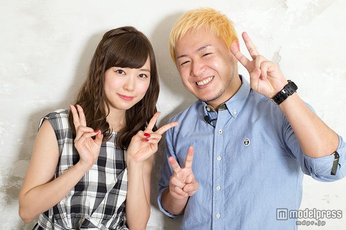 (左から)渡辺美優紀、一輝くん