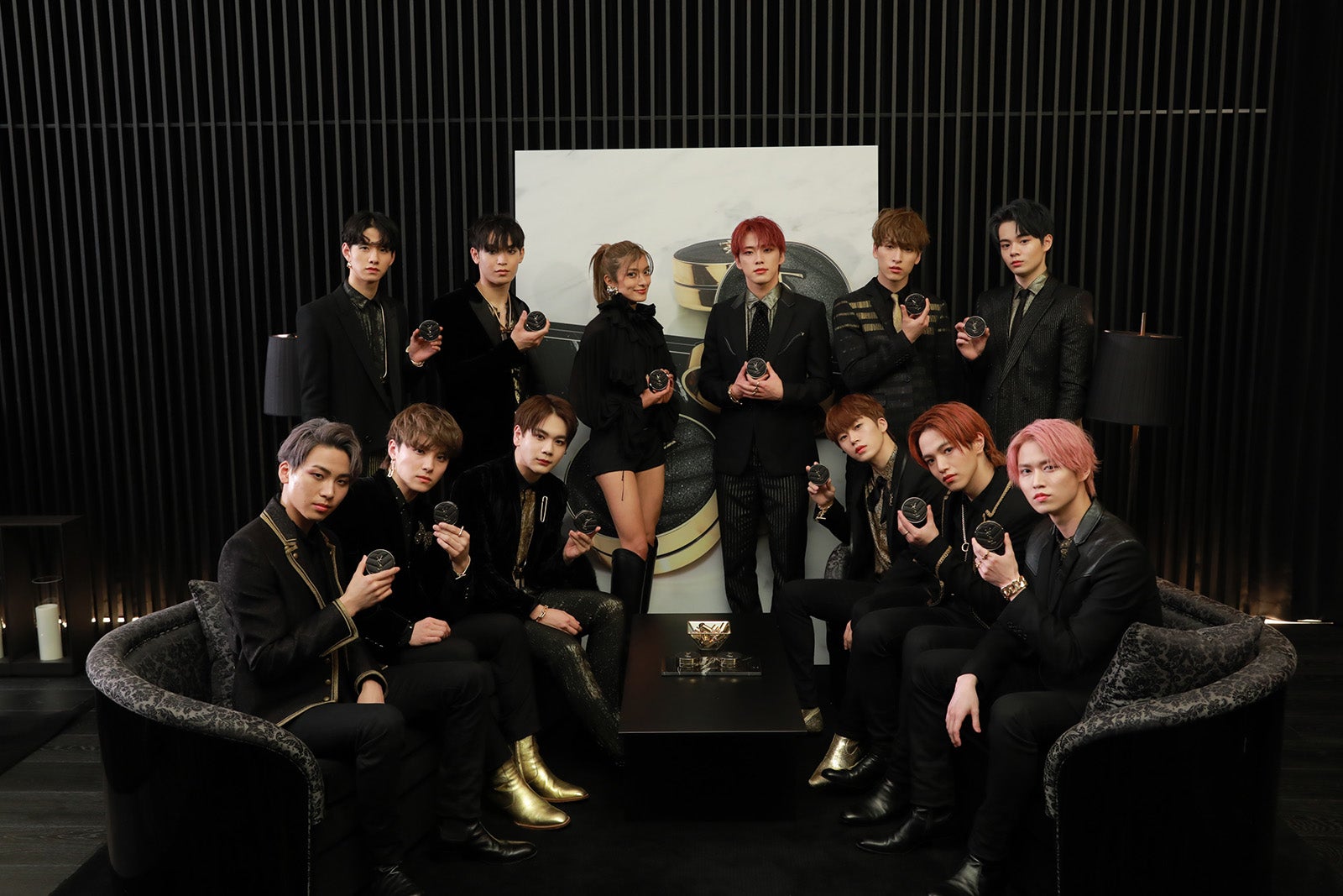 ローラ＆JO1（提供写真）