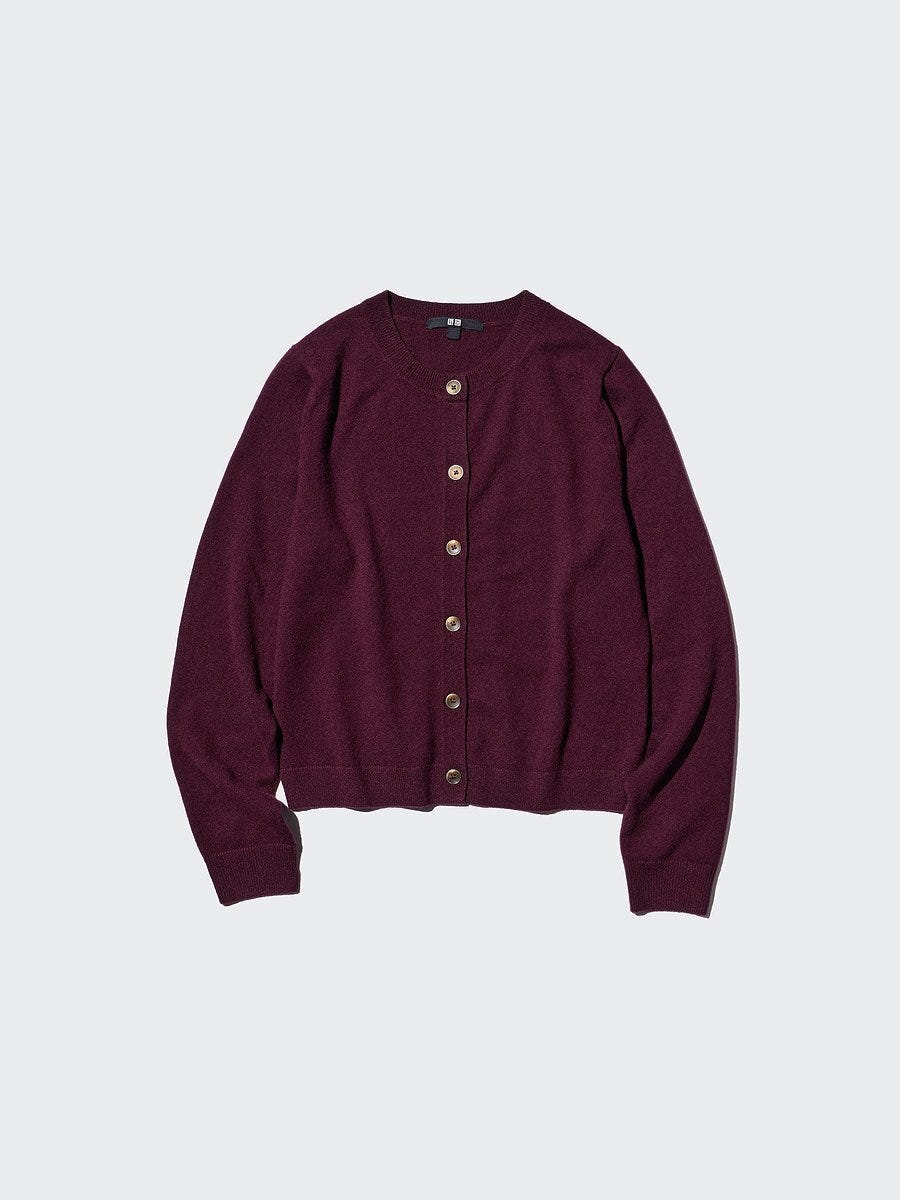 ユニクロのカシミヤクルーネックショートカーディガン