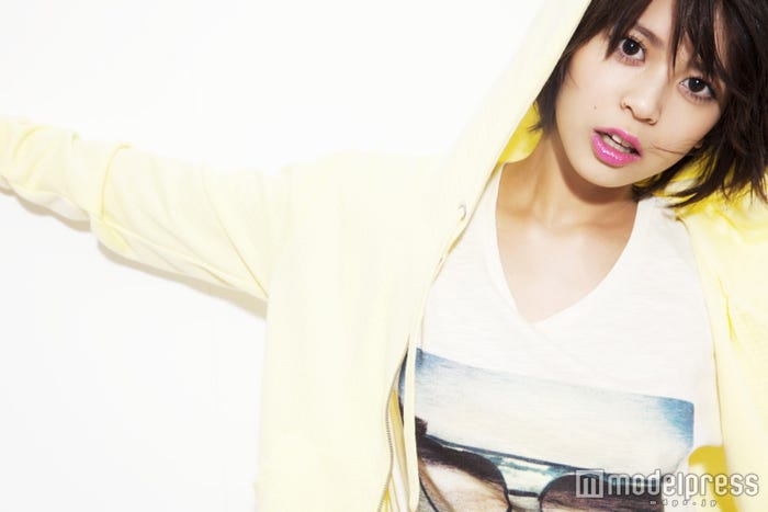 吉崎綾(画像提供:所属事務所)