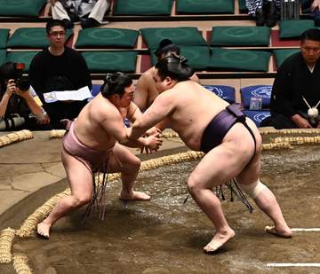 復活の炎鵬が連敗も前向く、勝ち越しはお預け「ここからですね」【大相撲夏場所】