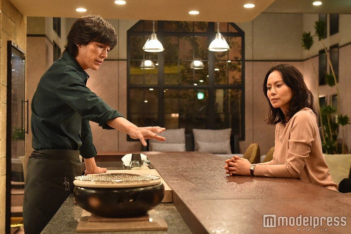 藤木直人、中谷美紀「私 結婚できないんじゃなくて、しないんです」第4話・場面カット(C)TBS