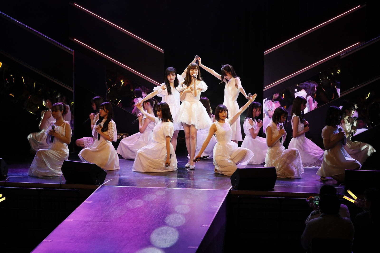 Wアンコールより／指原莉乃 卒業公演より（C）AKS